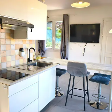 Garden House With Ac In The Maquis Holiday home *